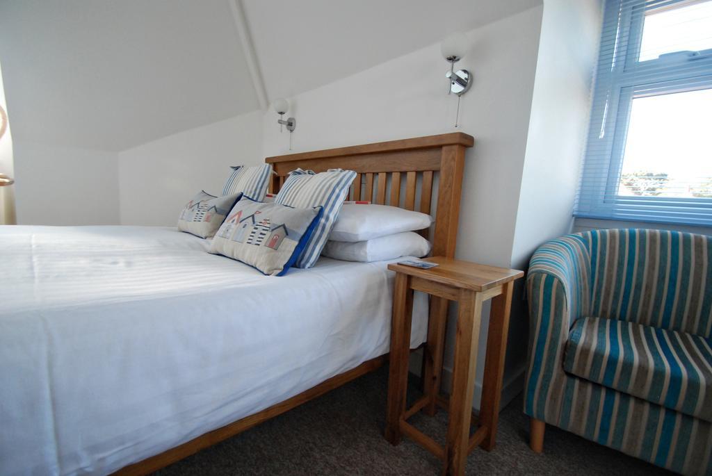 Southern Breeze Lodge - Adults Only Bournemouth Ruang foto