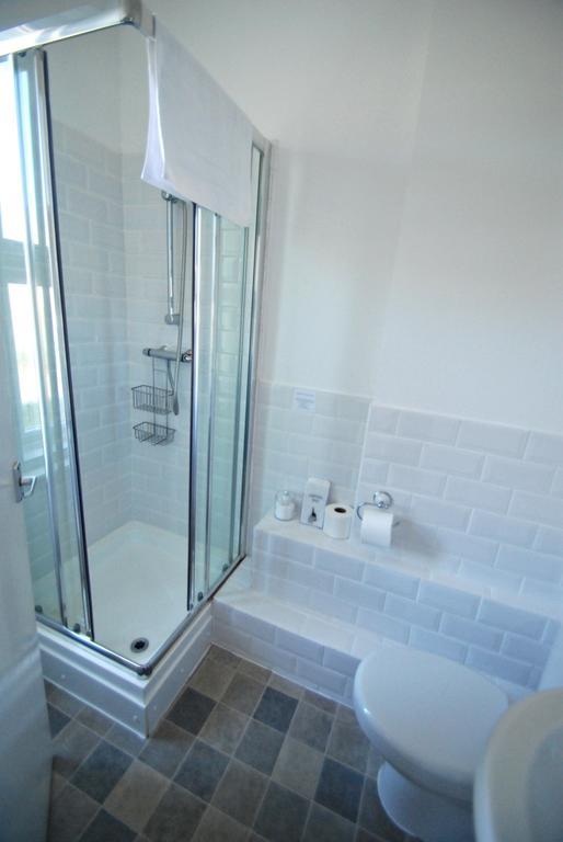 Southern Breeze Lodge - Adults Only Bournemouth Ruang foto