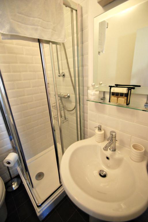Southern Breeze Lodge - Adults Only Bournemouth Ruang foto