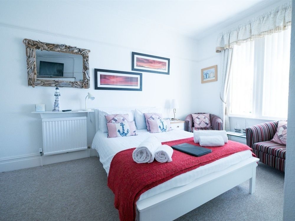 Southern Breeze Lodge - Adults Only Bournemouth Bagian luar foto