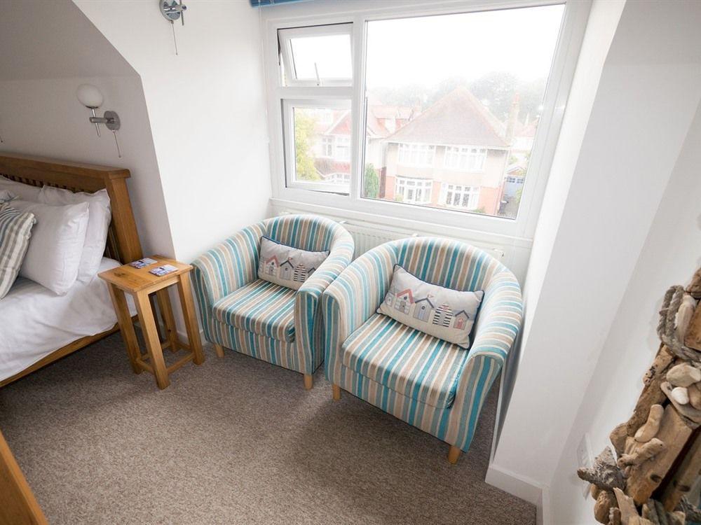 Southern Breeze Lodge - Adults Only Bournemouth Bagian luar foto
