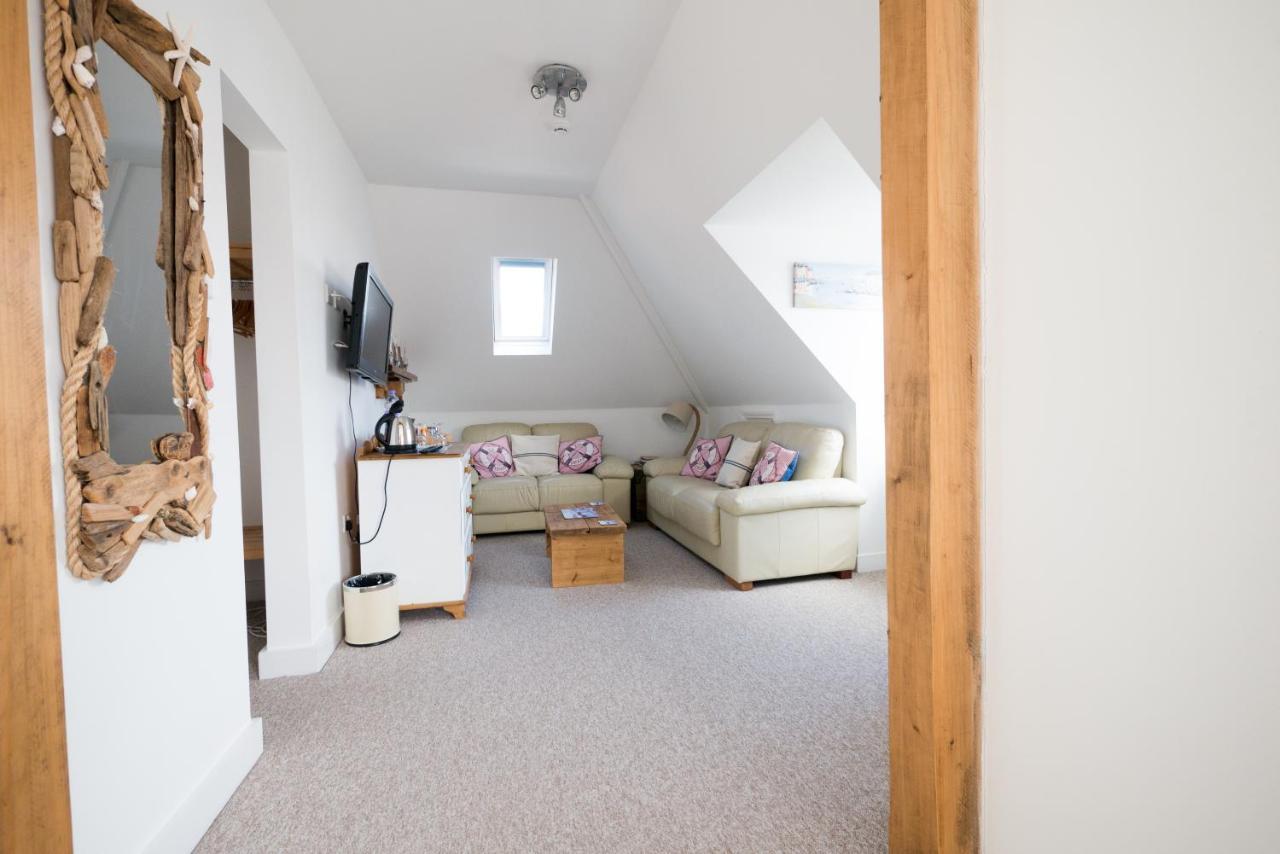 Southern Breeze Lodge - Adults Only Bournemouth Bagian luar foto