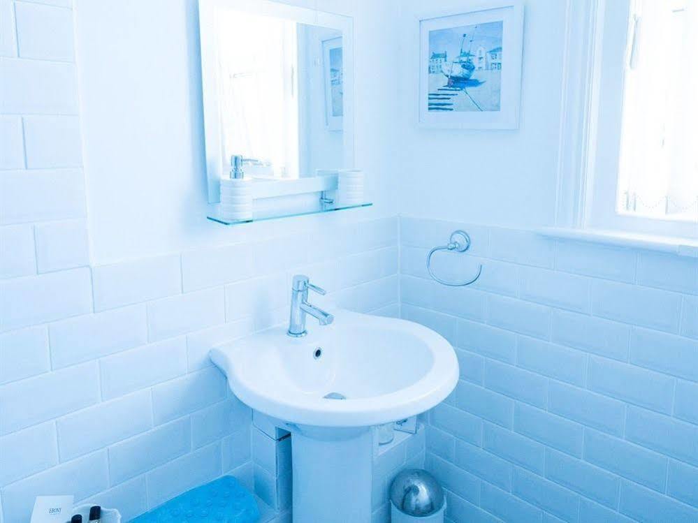 Southern Breeze Lodge - Adults Only Bournemouth Bagian luar foto
